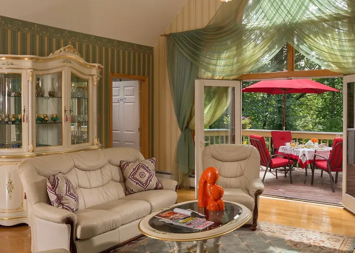 Cherry Valley Manor